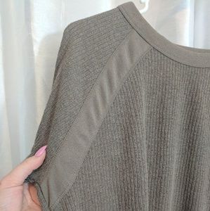 Zara Long Sleeve (size M)